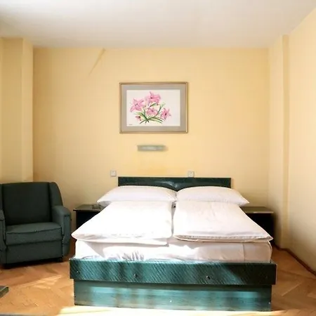 Hotel Bara 3*