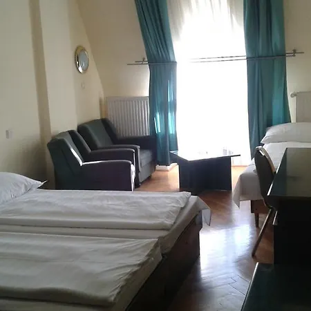 Bara Hotel Budapest